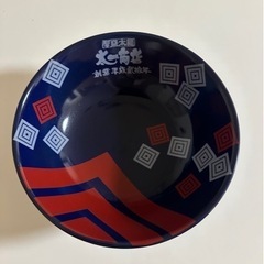 太一商店のどんぶり