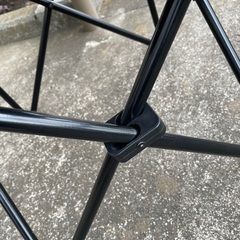 【お譲り決定済】キャンプ用品　コールマン　折りたたみアームチェアブラック　2000038829の画像