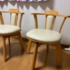 決まりました　
ダイニングチェア