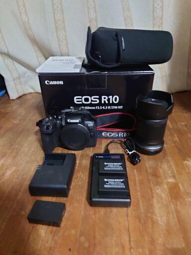 新品同様のミラーレス一眼レフカメラEOSR10（RF-S18-150mm）レンズキット付き売ります
