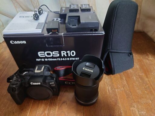 新品同様のミラーレス一眼レフカメラEOSR10（RF-S18-150mm）レンズキット付き売ります