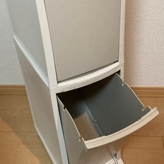 【引き取り募集】ニトリ  2段ストッカー 
 ゴミ箱の画像