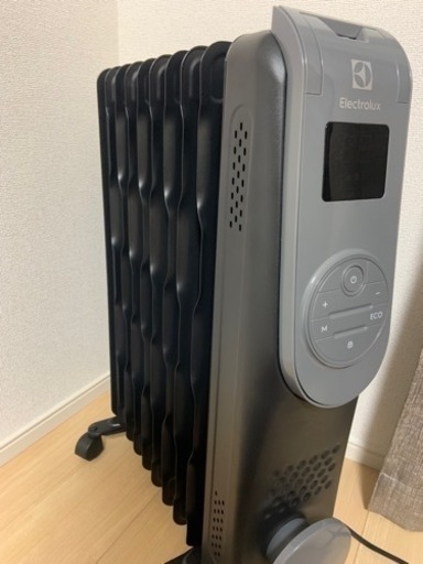Electroluxほぼ新品オイルヒーター　エレクトロラックス