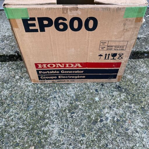 美品　HONDA エンジン発電機 EP600　100V 5.5A 550VA 60Hz