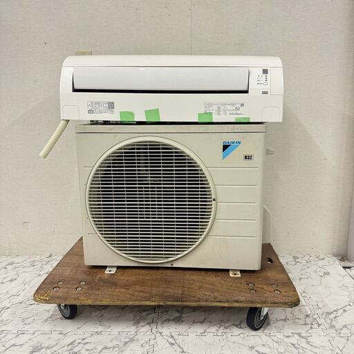 18234  DAIKIN ルームエアコン 2018年製 6～9畳 ◆大阪市内・東大阪市他 6,000円以上ご購入で無料配達いたします！◆ ※京都・高槻・枚方方面◆神戸・西宮・尼崎方面◆生駒方面、大阪南部方面　それぞれ条件付き無料配送あり！