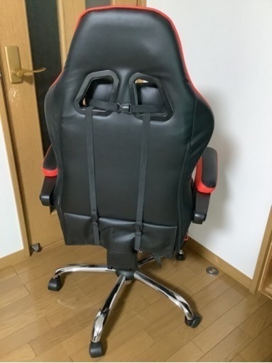 美品！ゲーミングチェア　　リクライニングチェア　eスポーツチェア
