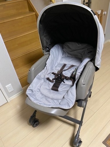 【値下げしました】美品　
コンビ　ネムリラ　AUTO SWING BEDi おやすみドームEG 電動スイング　ハイローチェア