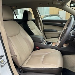 豪華装備 正規輸入車 クライスラー 300C ラグジュアリー 綺麗 ハーマンカードン 前後ドラレコ 本革シート アクティブセーフティの画像