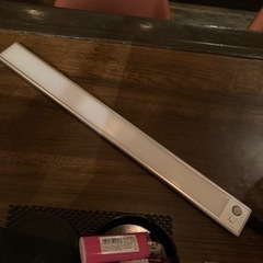 LEDライト　電球　電気　LEDライトバー　三色ライト