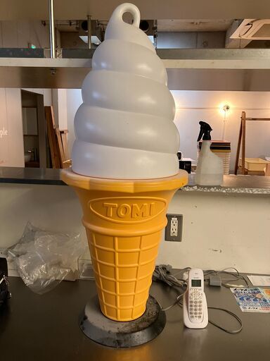 驚きの安さ TOMI スジャータシルクアイス ☆ソフトクリーム看板 あんどん大 フロアスタンド
