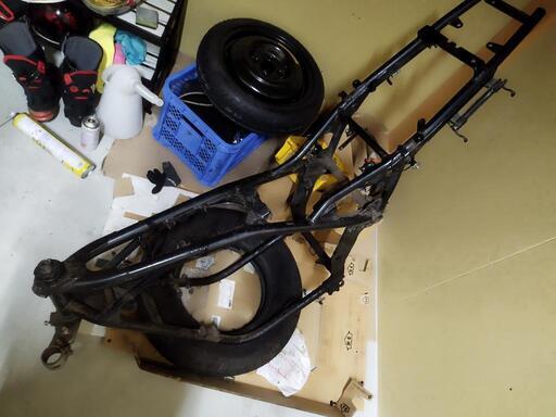 ゼファー400 書なしフレーム   値下げ可能