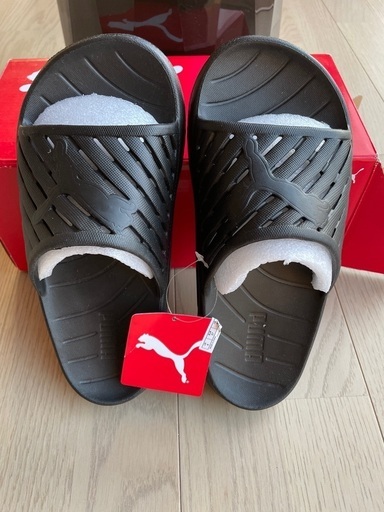 【新品】PUMA スポーツサンダル　23センチ