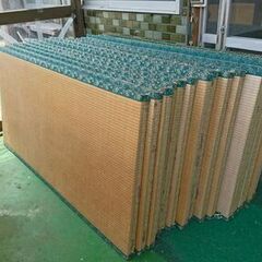 8畳の二部屋分16枚です。