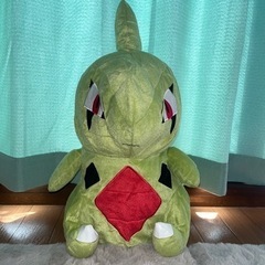 めちゃでかヨーギラスぬいぐるみ