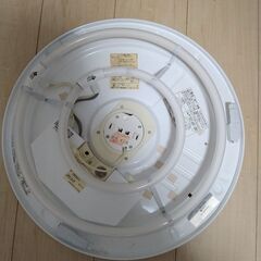 丸形（直径53cm）ランプカバーと蛍光灯の画像