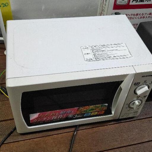 0614-001 アイリスオーヤマ 電子レンジ 17L IMB-T171-5　食べ物の匂いあり