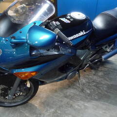 KAWASAKI ZZ-R400-2 黒/緑 格安提供車 エンジン始動動画 半額配送キャンペーン 期間限定車体本体価格 エンジン始動確認済み 横浜 P-Yardの画像