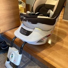 【受け渡し予定者あり】エールべべ　AILEBEBE チャイルドシート
