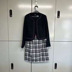 ☆新品☆事務服 受付 ジャケット＋ワンピース【13号】の画像