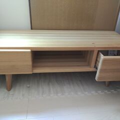 テレビ台　無垢材