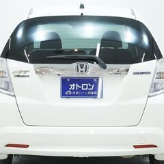 ホンダ   フィット　ハイブリッド 　１０ｔｈアニバーサリー　入庫いたしました！の画像