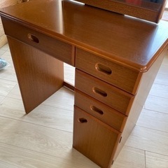 家具 ドレッサーの画像