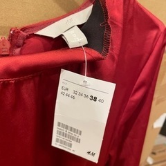 服/ファッション レディース H&Mドレスの画像