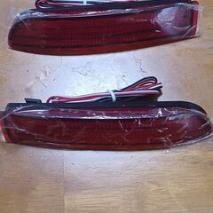 エスティマACR50のリフレクター