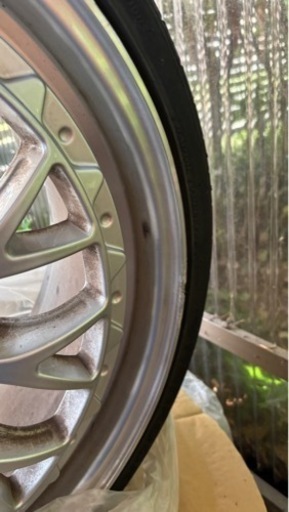 車のパーツ タイヤ、ホイール