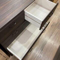 ４段チェストのご紹介の画像