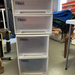 A-691　収納ケース4つあります!!　1つ300円です!!