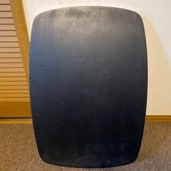 家具 テーブル の画像