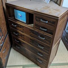 レトロな可愛いタンス差し上げます。の画像