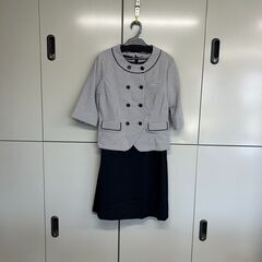 ☆新品☆事務服 受付 ジャケット＋ワンピース 【13号】美形 MIKATA の画像