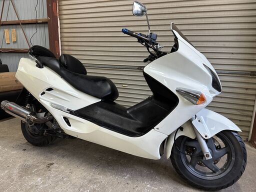 値下げ！⭕️フォルツァX⭕️ ホワイトメーター/ロッソマフラー/後期/柏市⭕️