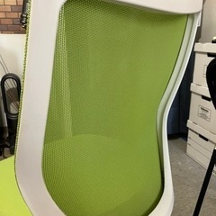 オカムラ肘ナシ　チェア　椅子　家具　　の画像