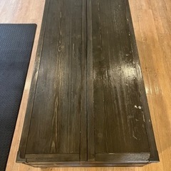 家具テーブルの画像