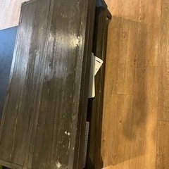 家具テーブルの画像