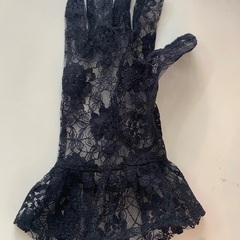 黒レース手袋の画像