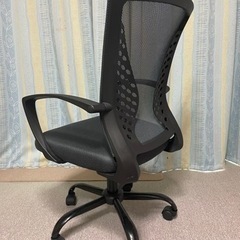 FDW デスクチェアの画像