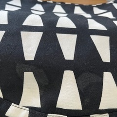 【決まりました】IKEA 膝上クッションテーブルの画像