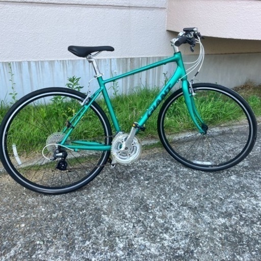 GIANT ESCAPE R3 クロスバイク 引き取り限定