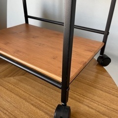【決まりました】キャスター付き棚の画像