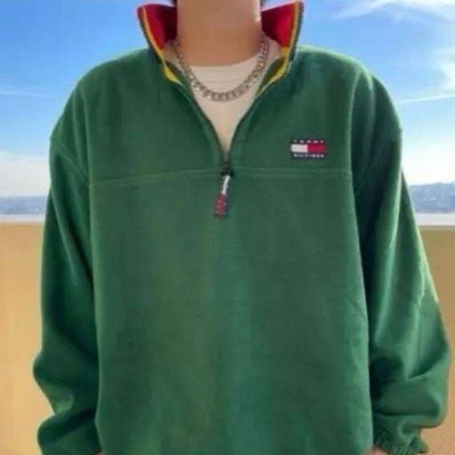 トミーヒルフィガー　ハーフジップ