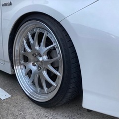 車のパーツ タイヤ、ホイールの画像