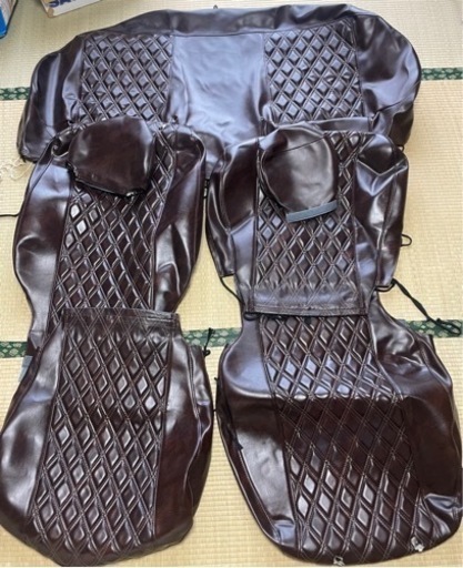 日産　ラシーン　シートカバー