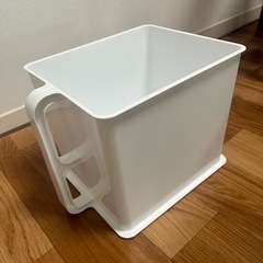 ニトリ　吊り戸棚ストッカーMの画像
