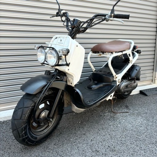 2772.お洒落かっこいい　ズーマー　バッテリー、シート、ミラー新品　千葉県柏市　即日配送、自走引き取りも可能