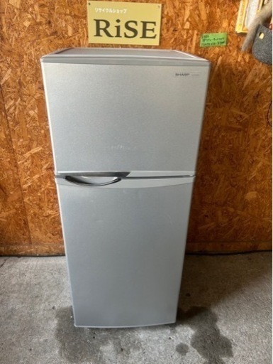 E2311   冷蔵庫　2012年　118L