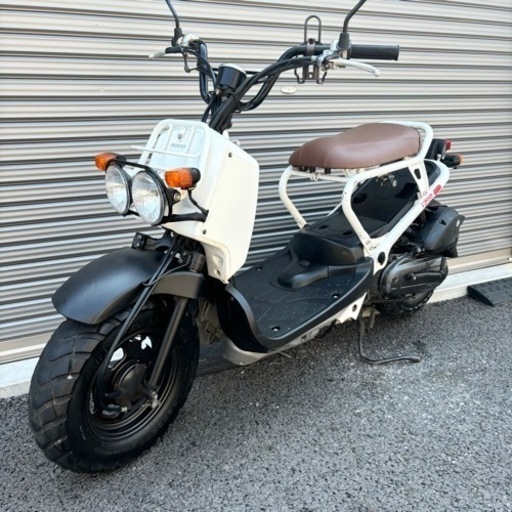 2773.お洒落カッコいい　ズーマー　シート、ミラー新品　千葉県柏市　即日配送、自走引き取りも可能